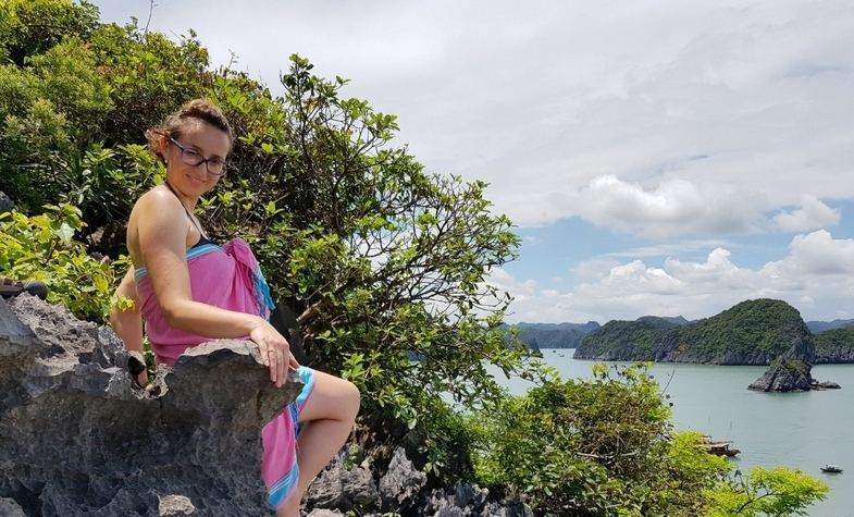 Travel advice for Dau Go Cave