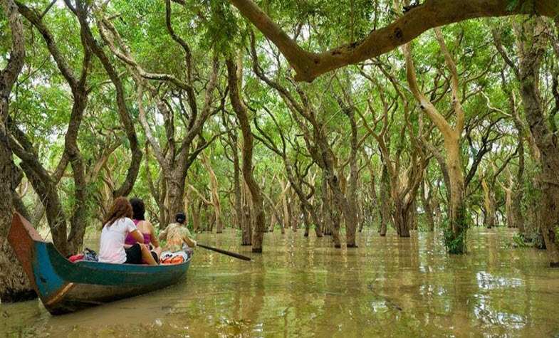 Siem Reap floating village - Kampong Phluk