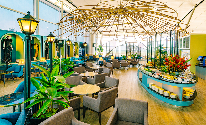 Various facilities at airports of Vietnamese airlines.